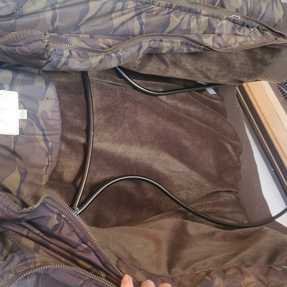 Snobbish Collection Camo Heavy Lined Sz. M Jacket w Hood & Pockets - Picture 5 of 14